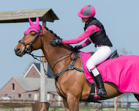 QHP Belly Guard (Stud) Girth with Luxury Stitching - EveryDay Equestrian