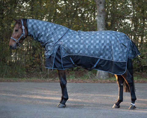 QHP 150g Fill Turnout Rug with Detachable Neck