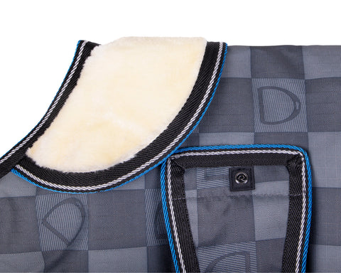 QHP Dog Turnout Rug - Cherry & Cloudburst Collection